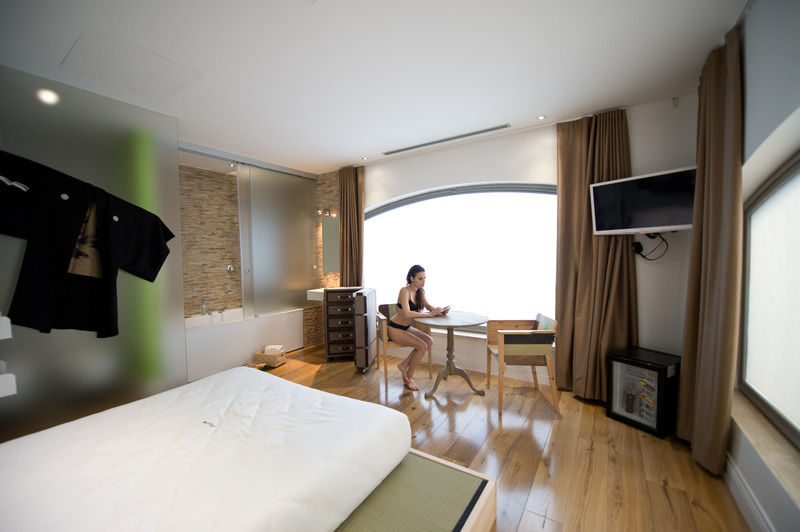 Pensión Irooms Forum & Colosseum 4*