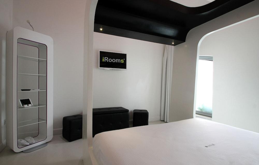 Irooms Forum & Colosseum 4* Rom